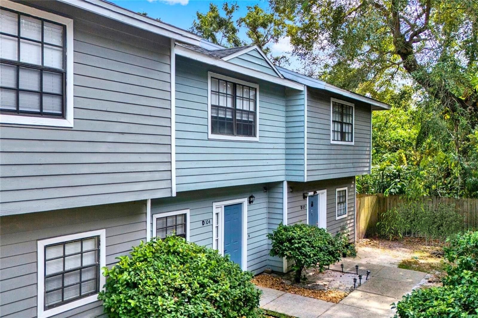 1910 W Sligh Avenue D104