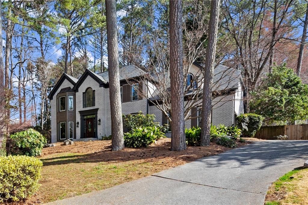 203 Northside Drive Nw