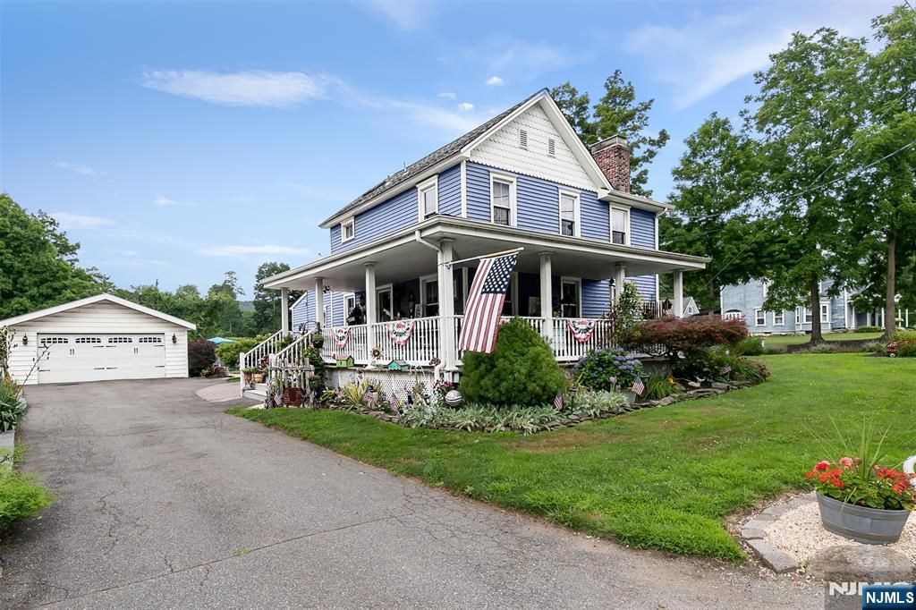 36 Main Street