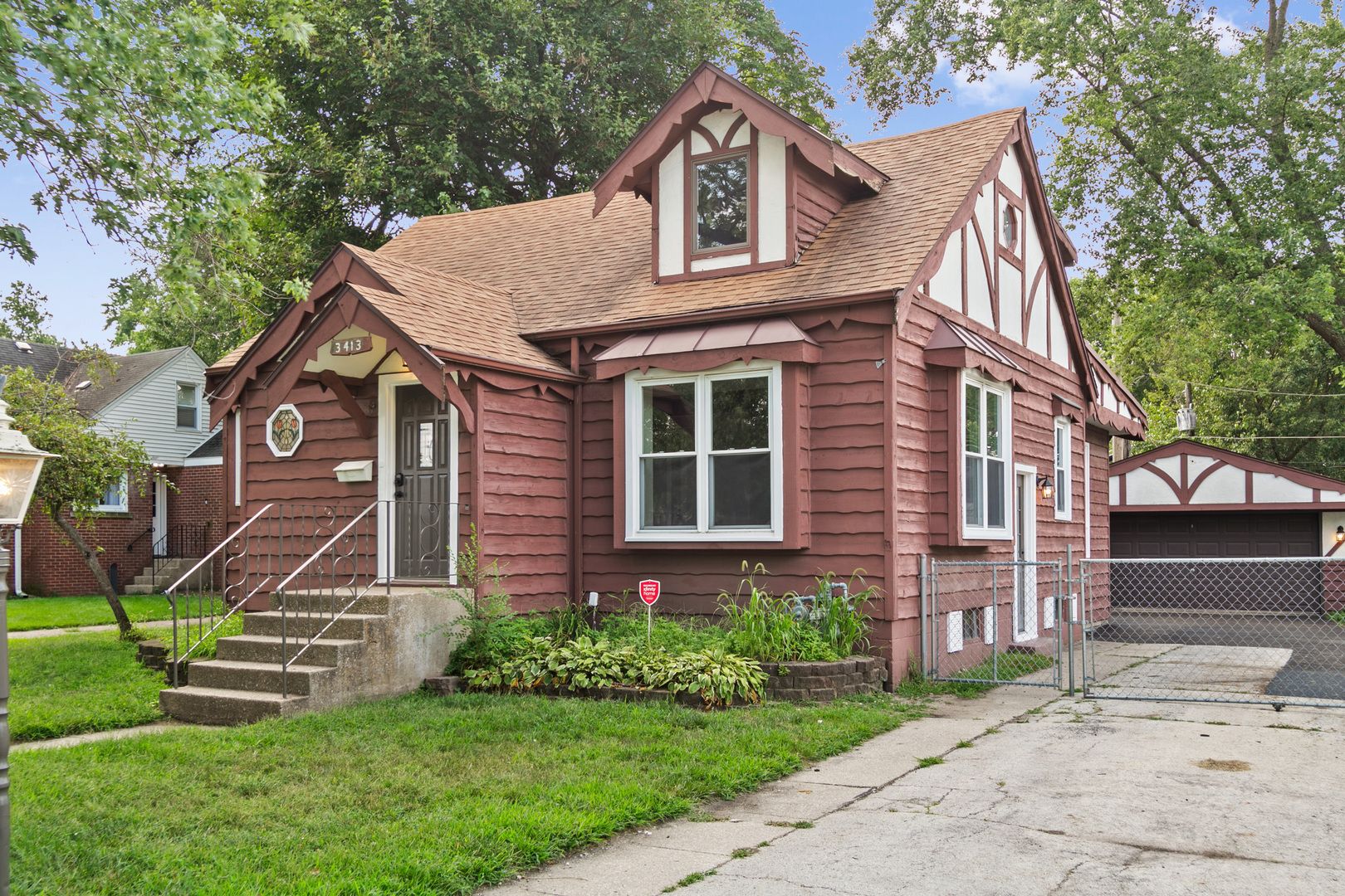 3413 N Schultz Drive