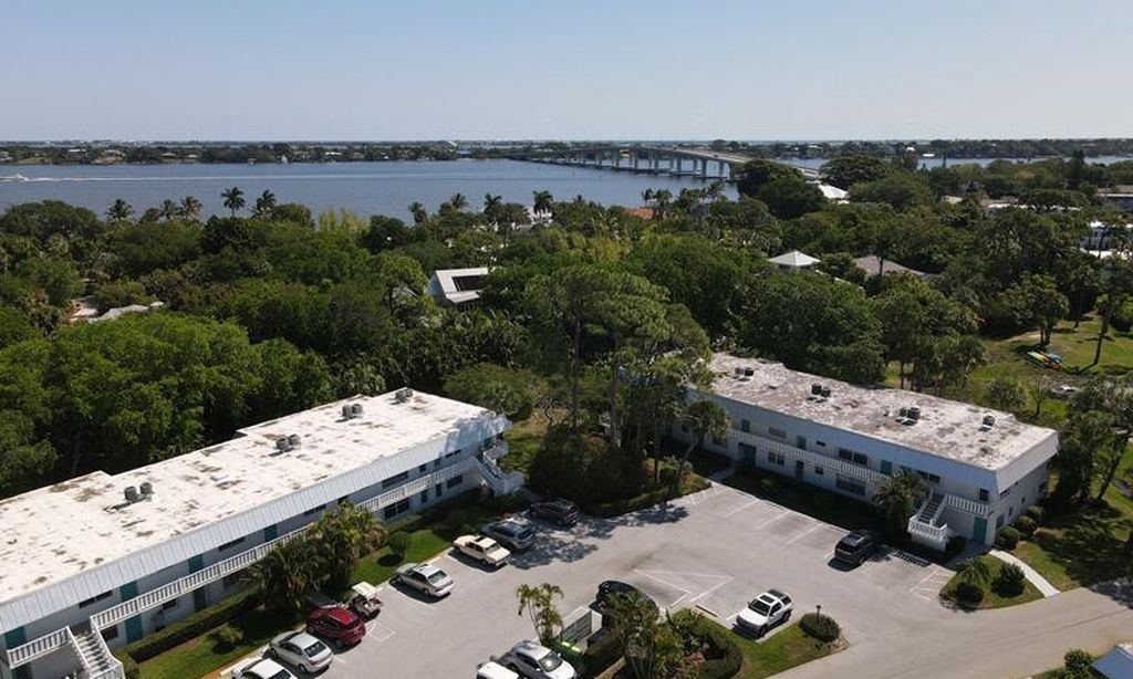 Cedar Pointe Villages