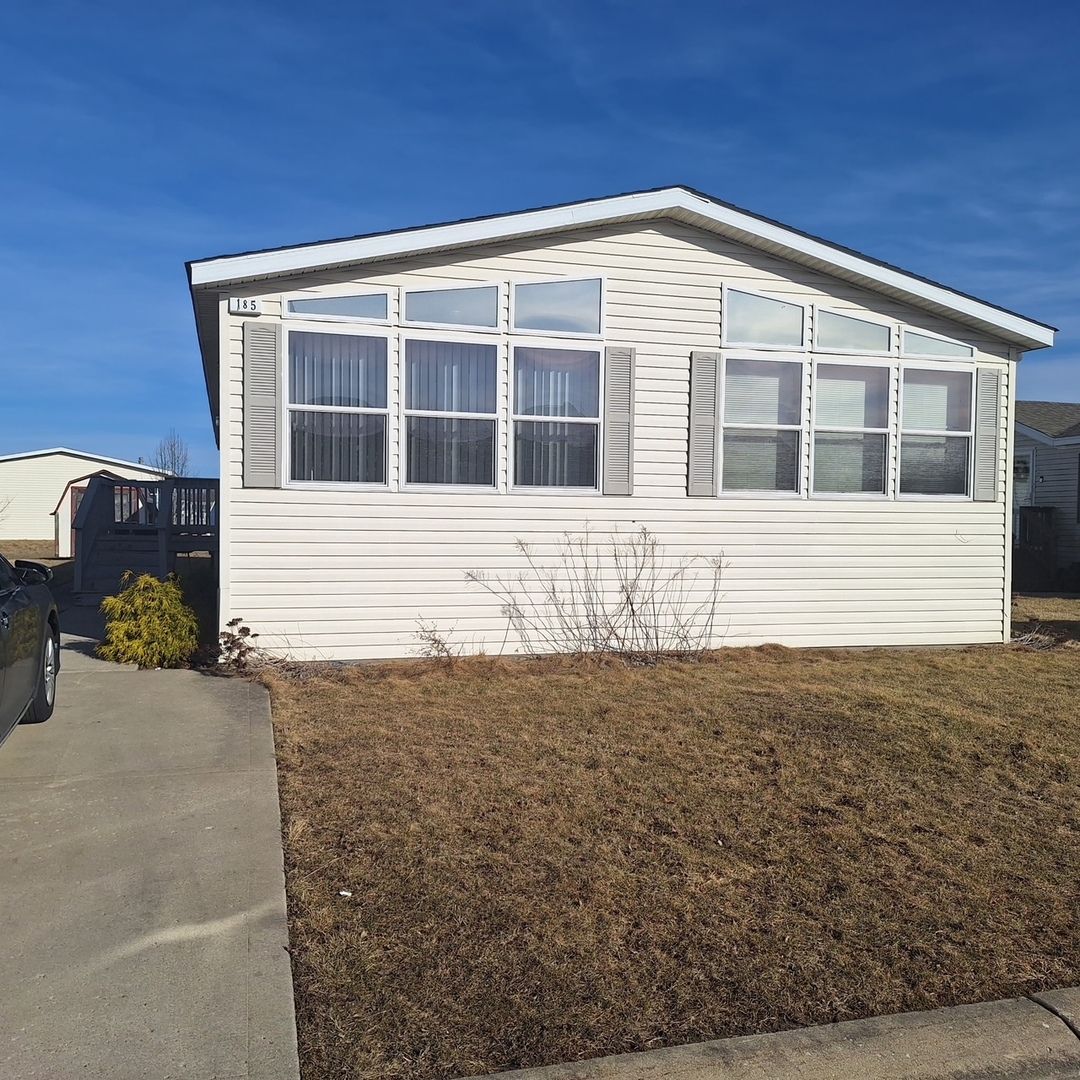 185 Blue Jay Drive