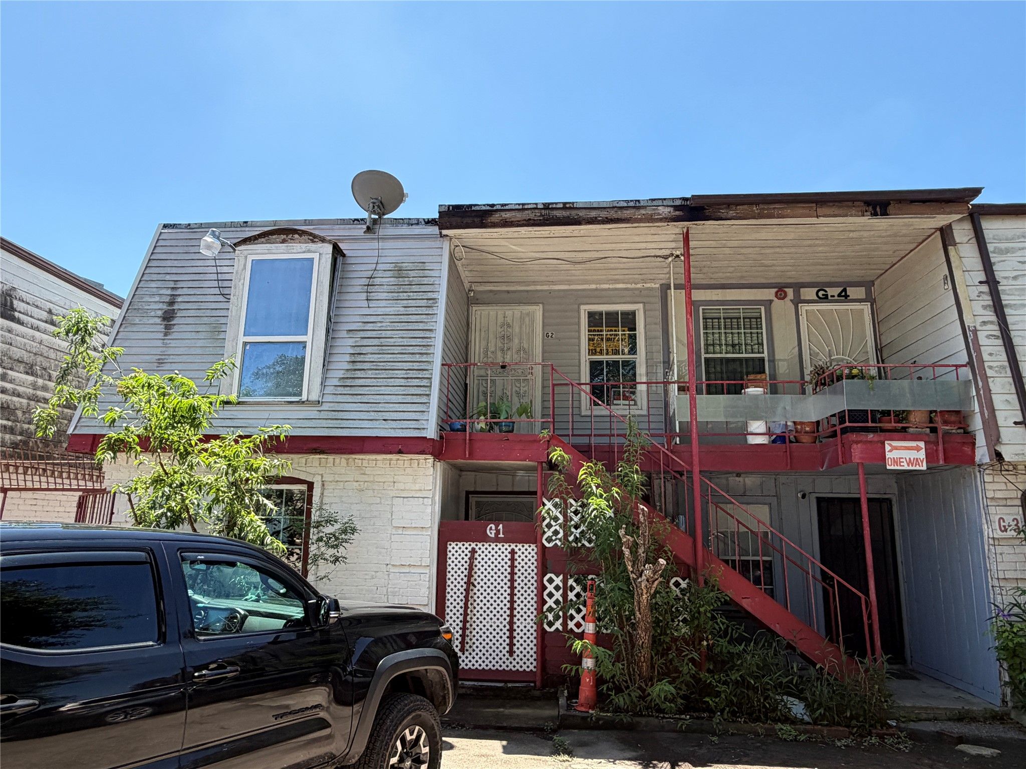8282 Park Place Boulevard G2