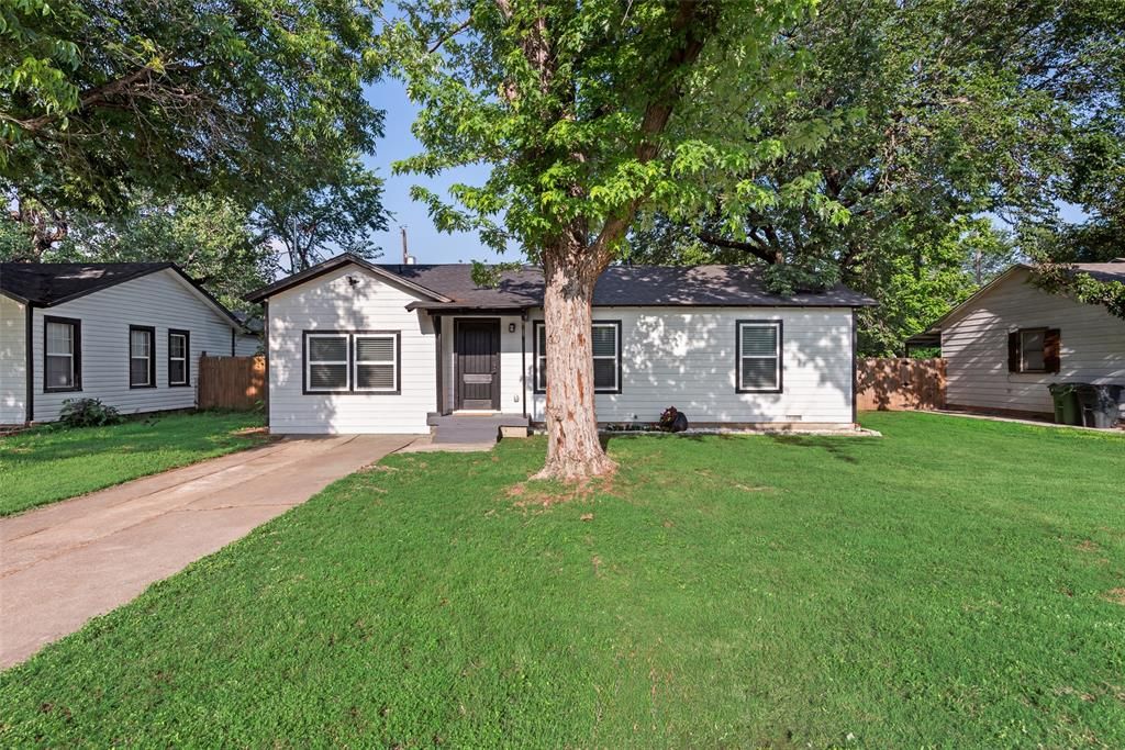 228 Harrison Lane
