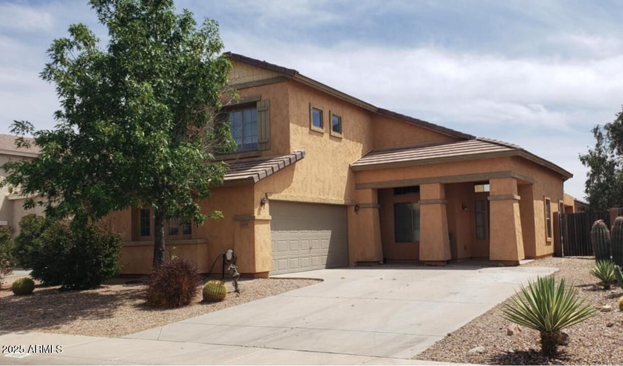 1419 E Holiday Drive