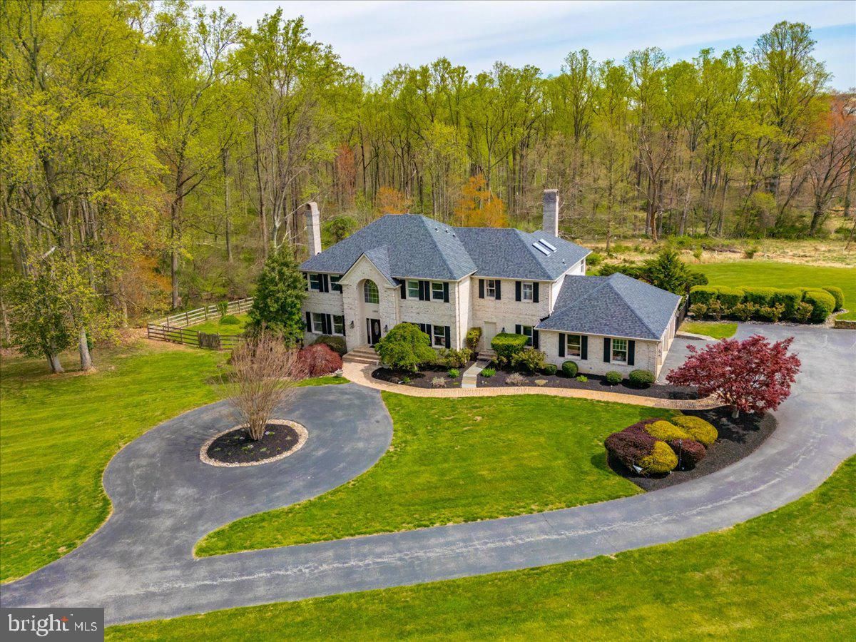 13094 Twelve Hills Road