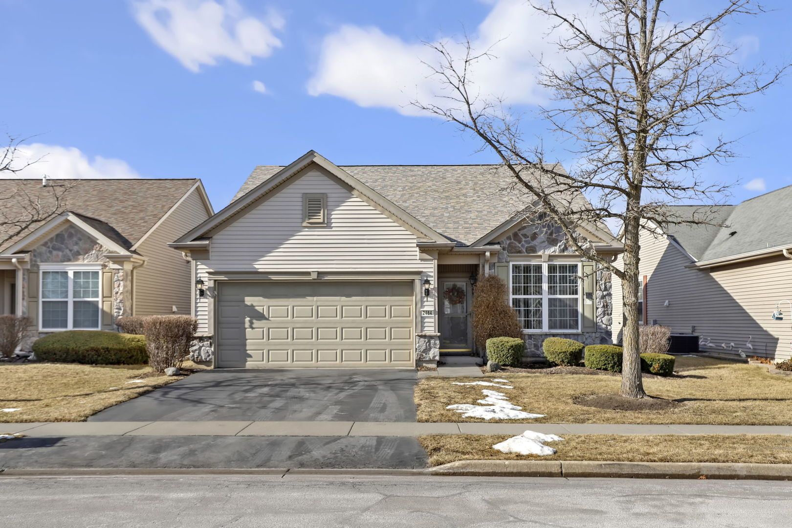 2484 Harvest Valley