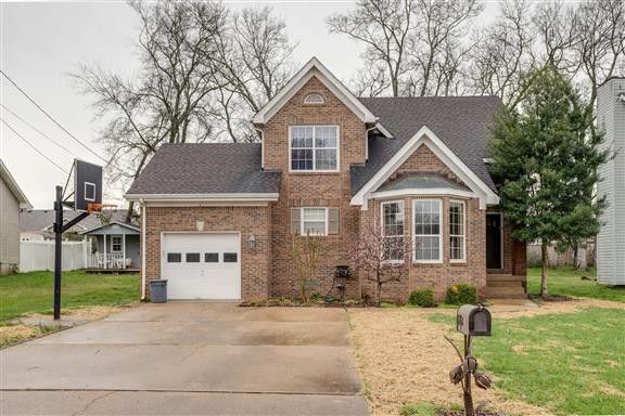 1718 University Dr