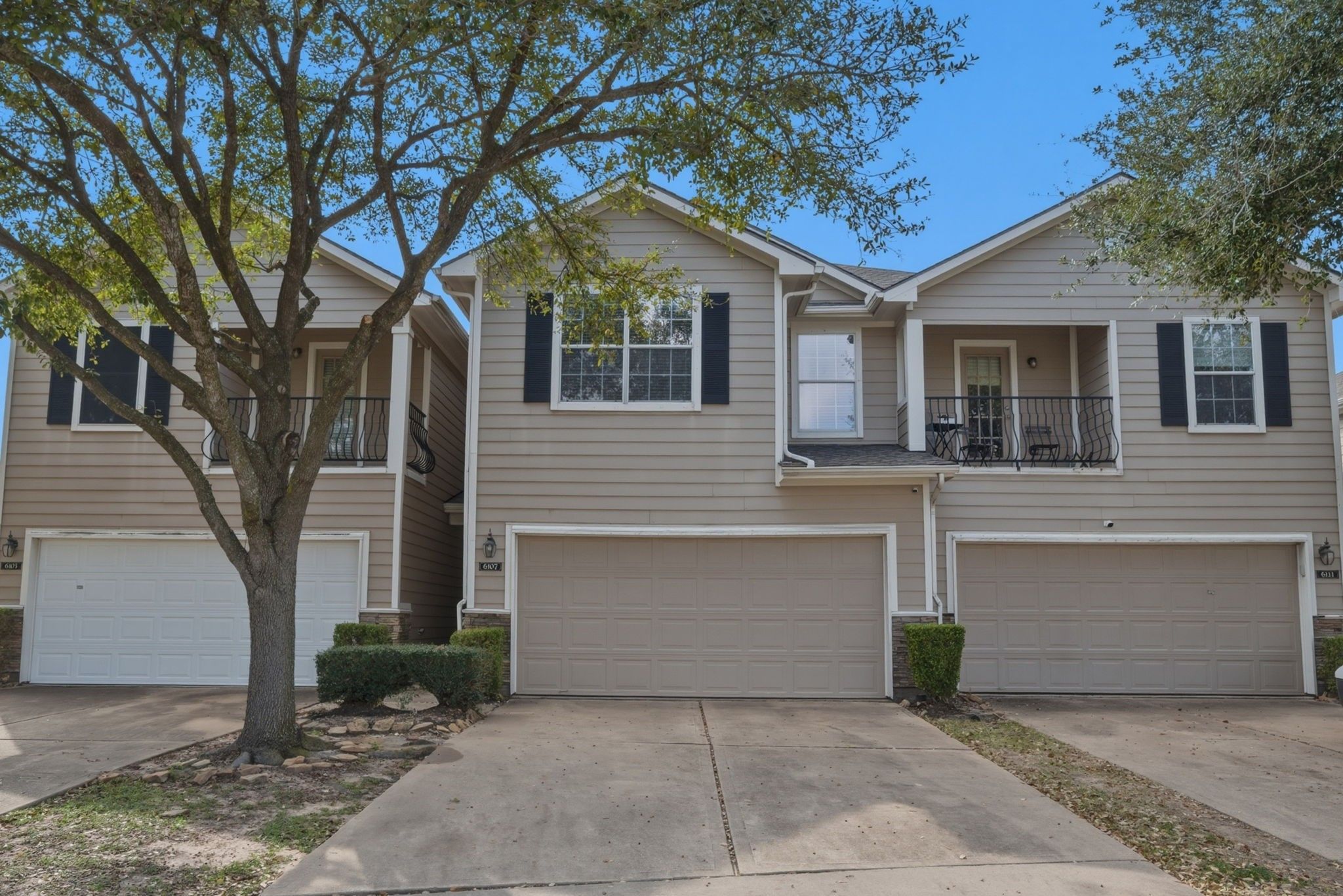 6107 Shadow Isle Lane