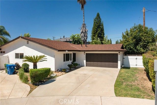 6747 Blewett Avenue