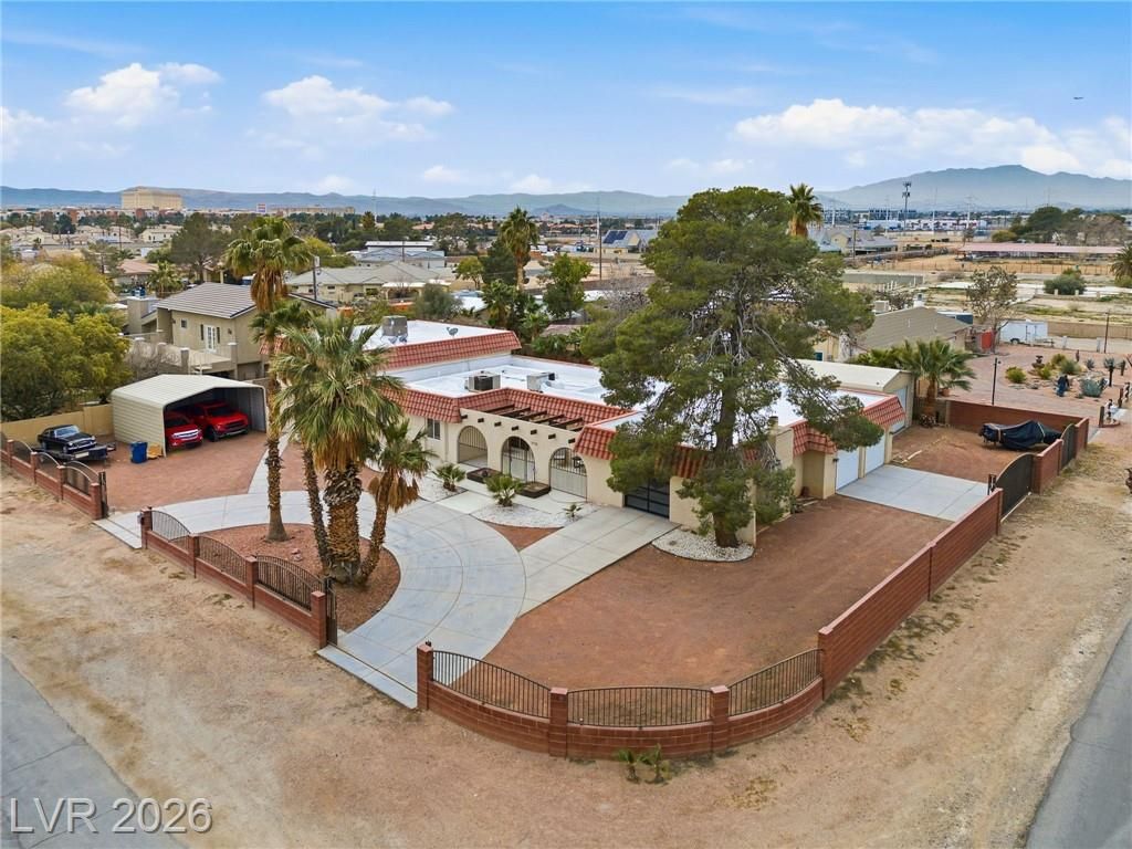 8715 Rancho Destino Road