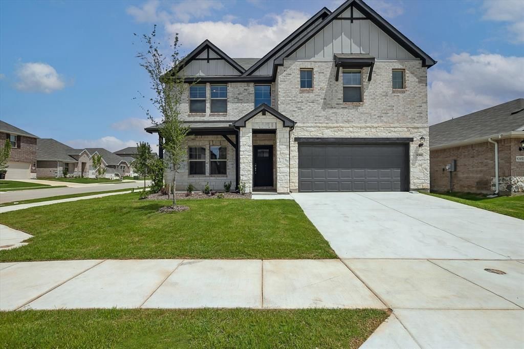 9201 Horse Herd Drive