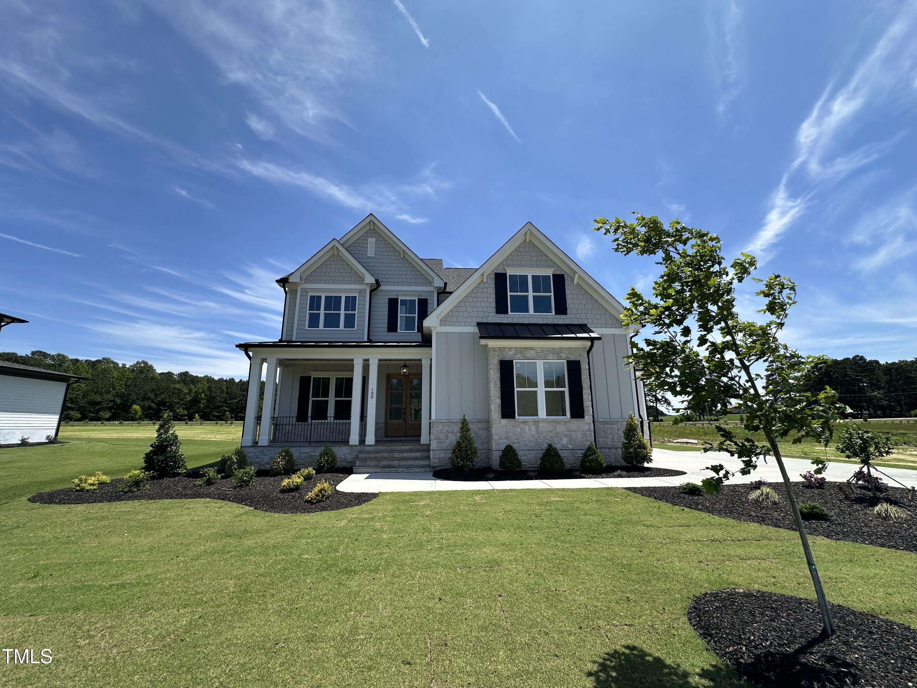 190 Broadleaf Lane