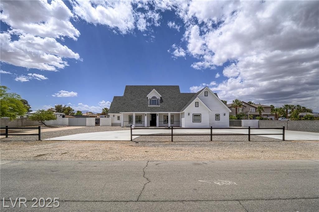 6235 Westwind Road