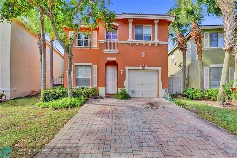 Lakes Of Laguna West Palm Beach Fl Homes For Sale Real Estate Neighborhoods Com