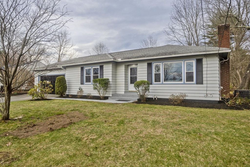 15 Knapp Ave
