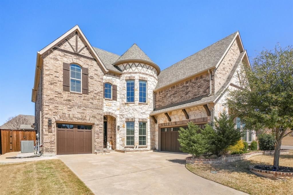 922 Pleasant View Drive