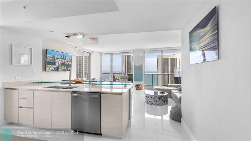 2600 E Hallandale Beach Blvd T3202