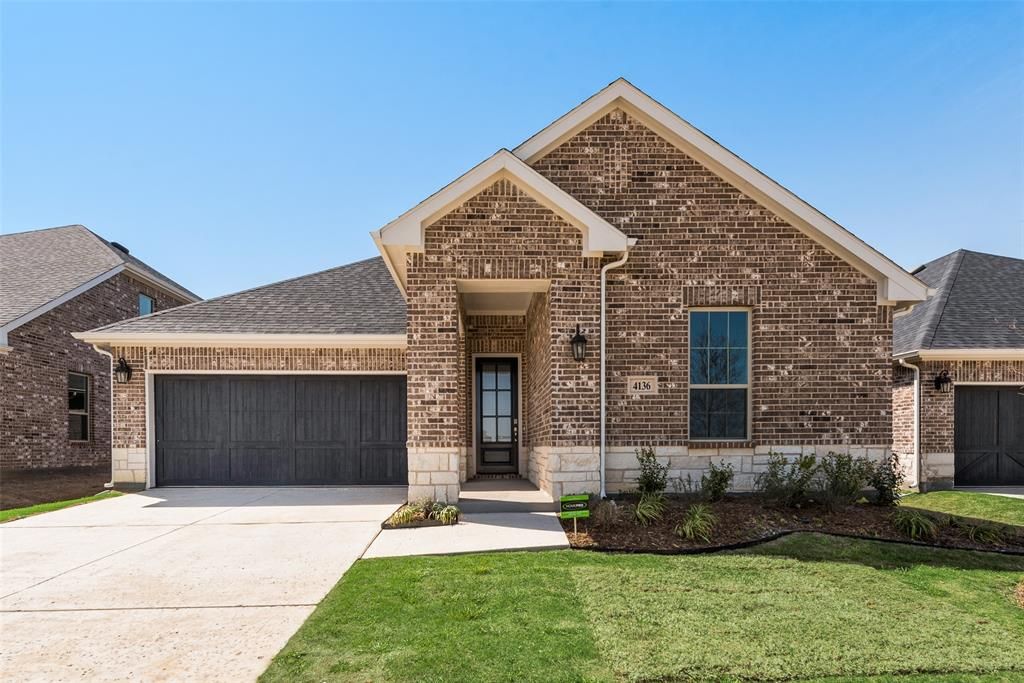 4136 Tarlton Road