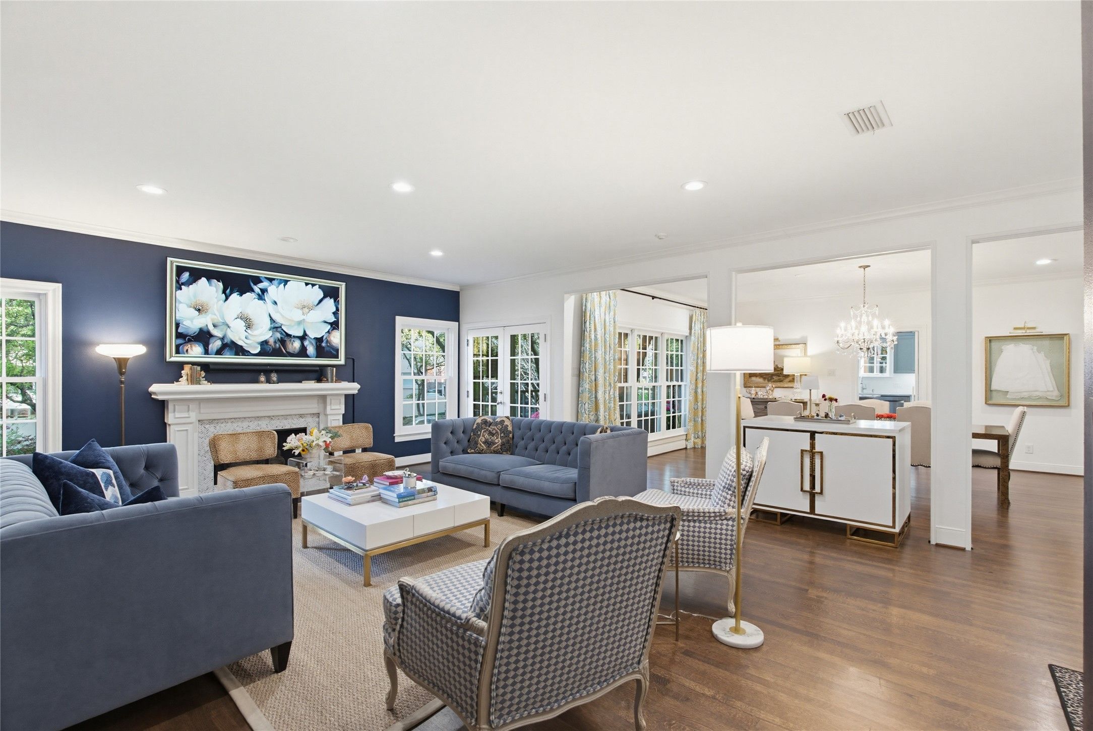 4212 Lomo Alto Drive 201