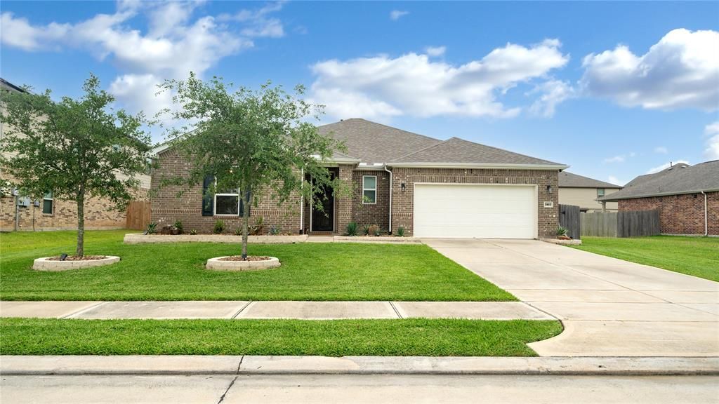 3803 Banbury Lane