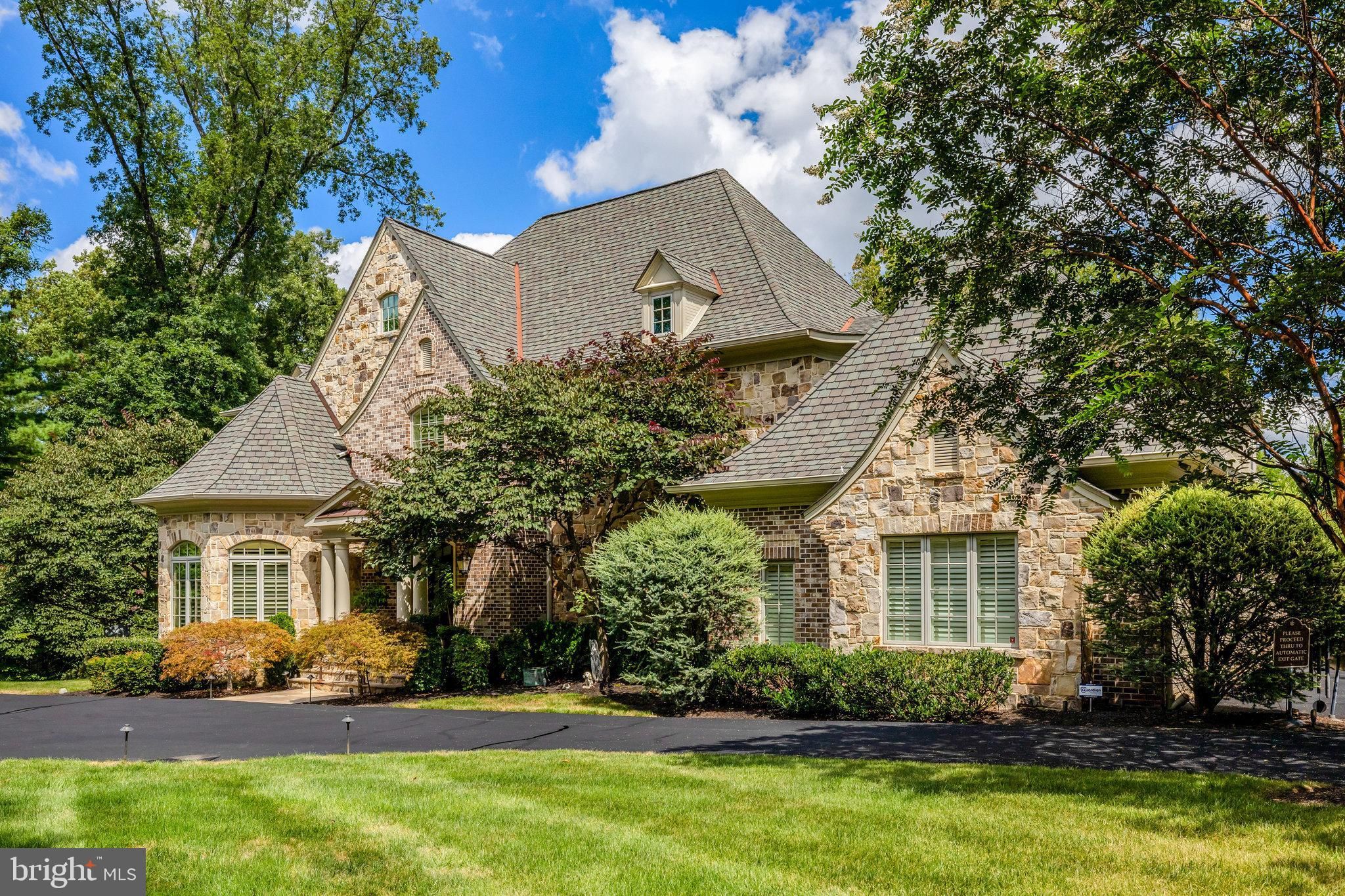 1239 Daleview Drive