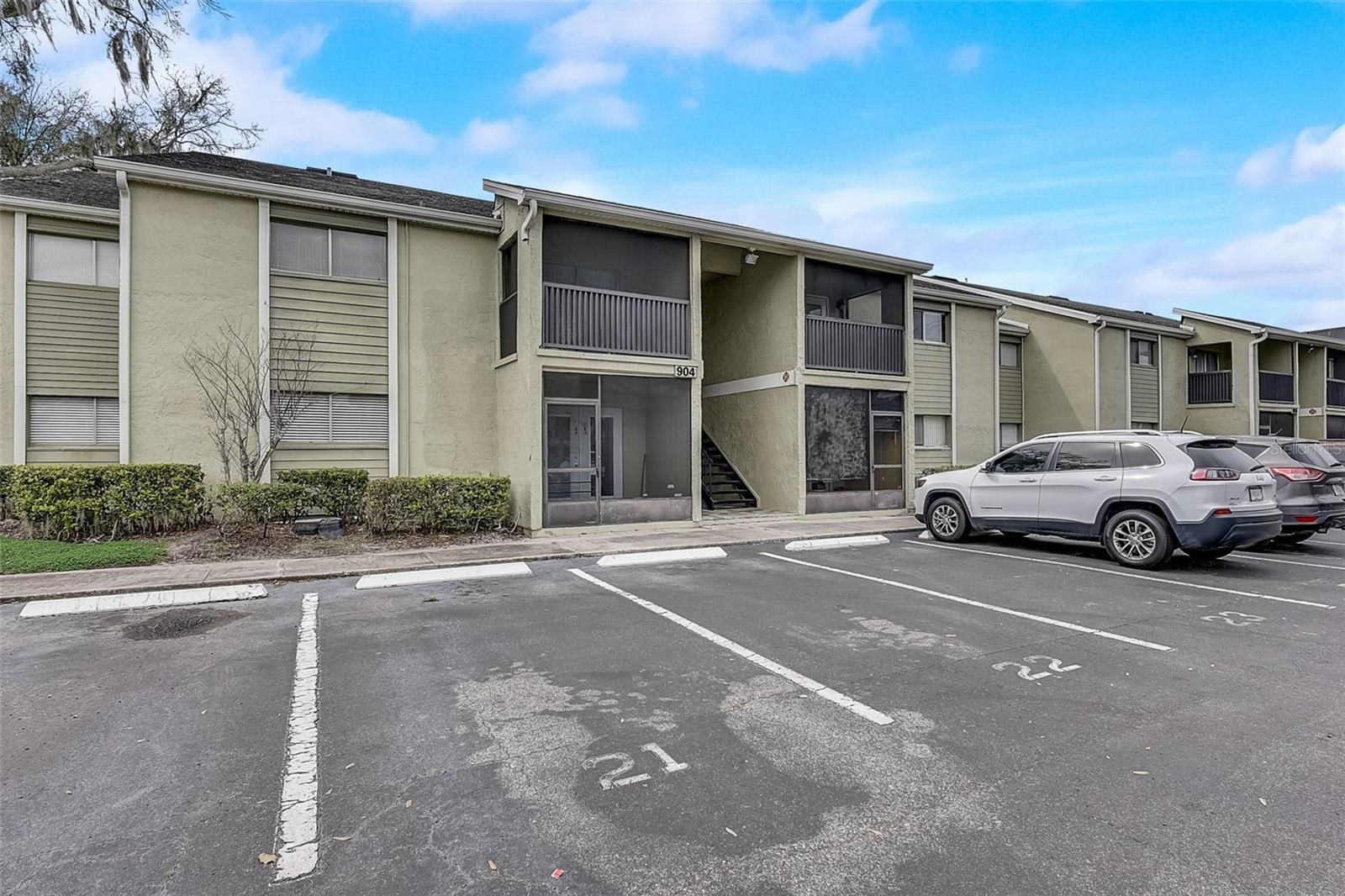 904 Lake Destiny Road C