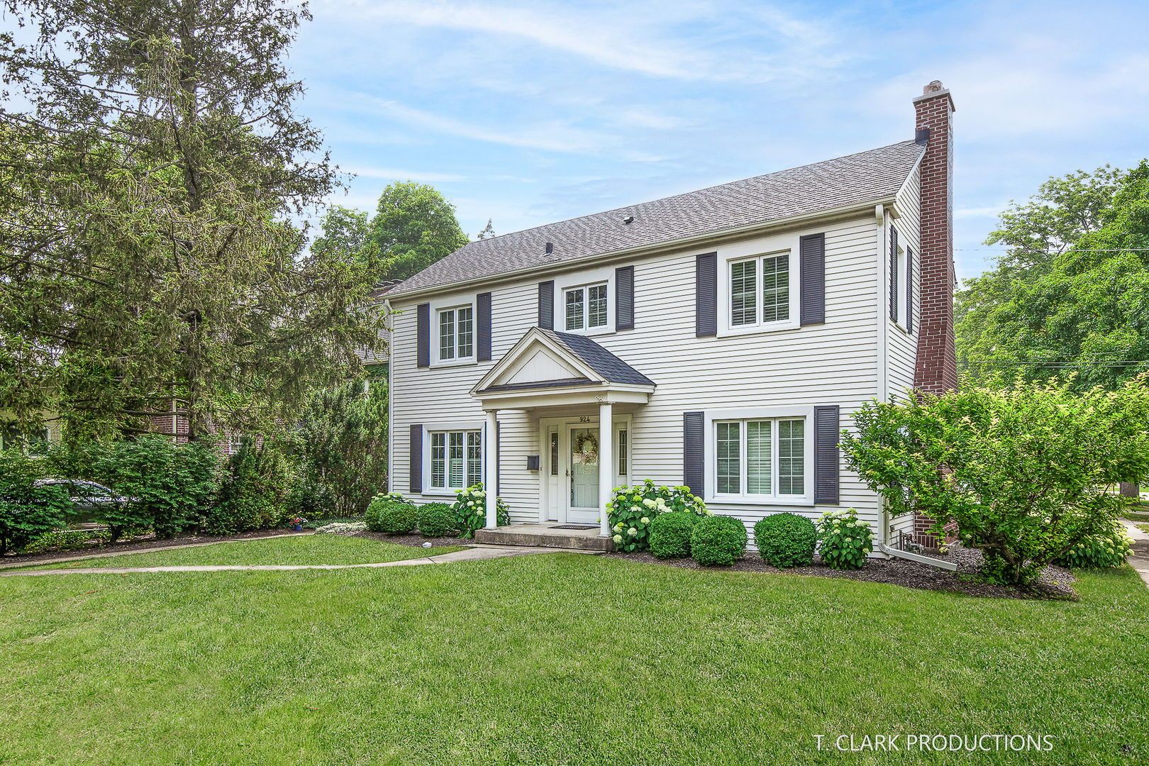 924 N Wheaton Avenue