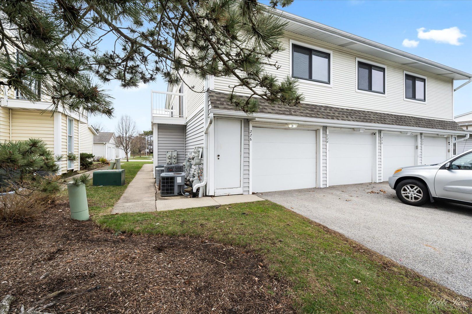 226 N Waterford Drive 12D