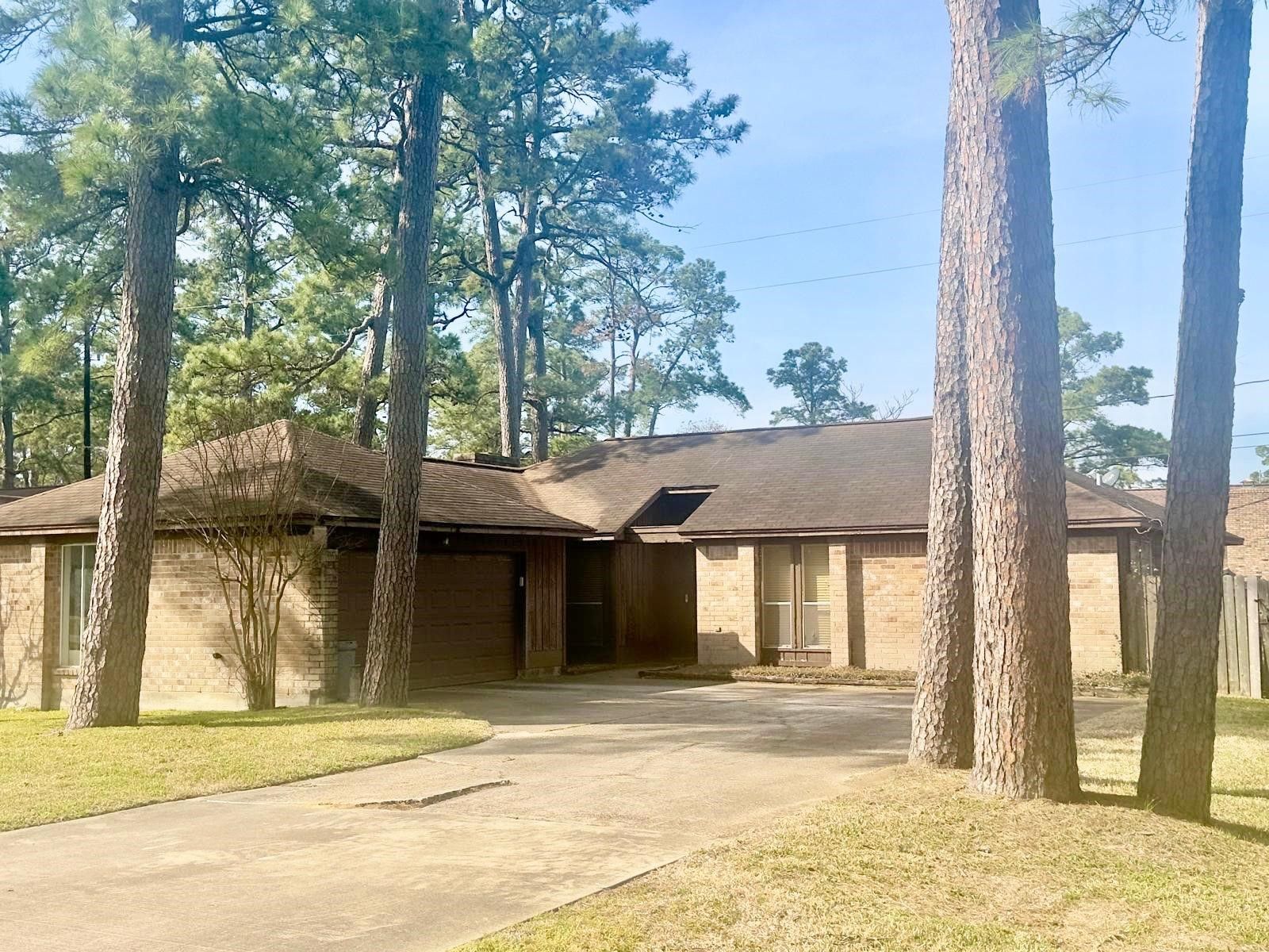 9715 Bayou Woods Drive