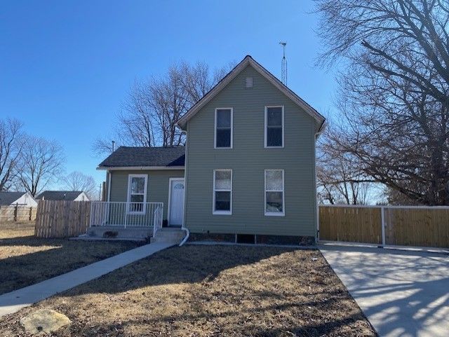 303 E Locust Street