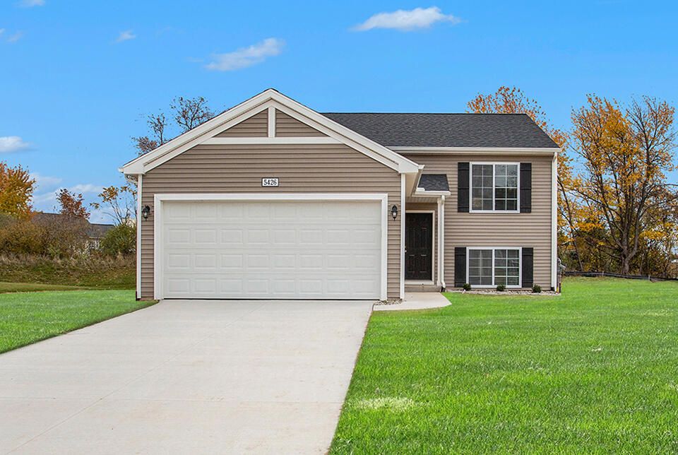 1001 Cedarwood Drive