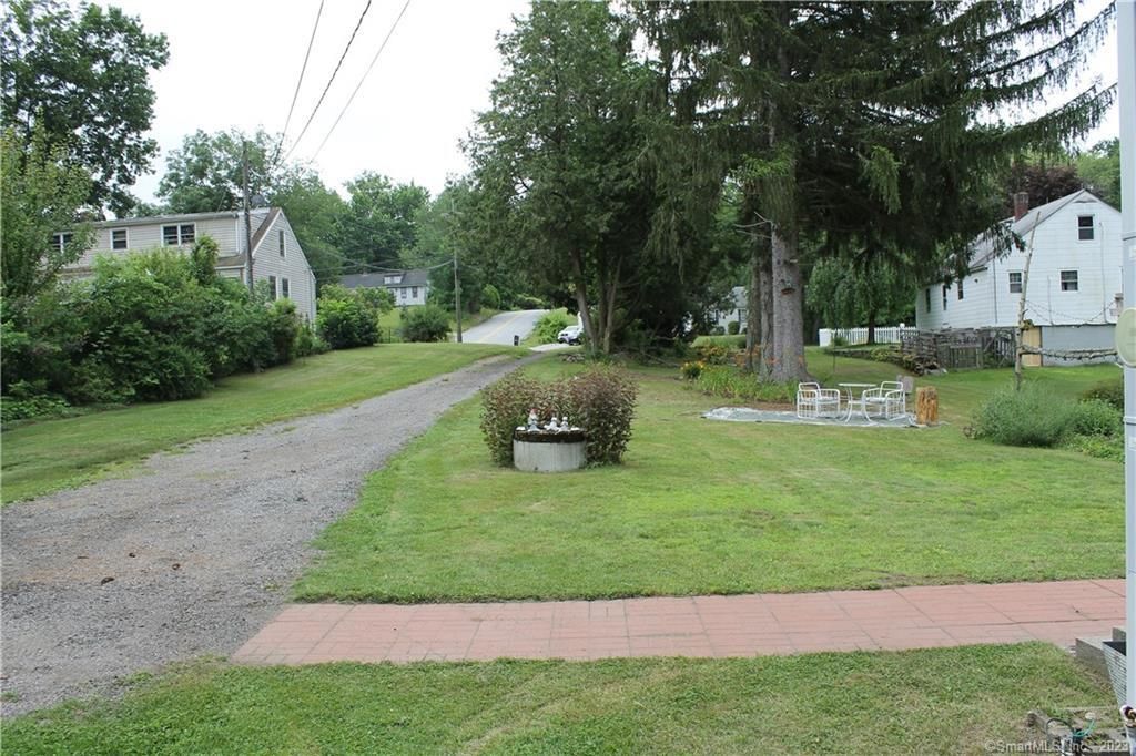 173 Willimantic Road