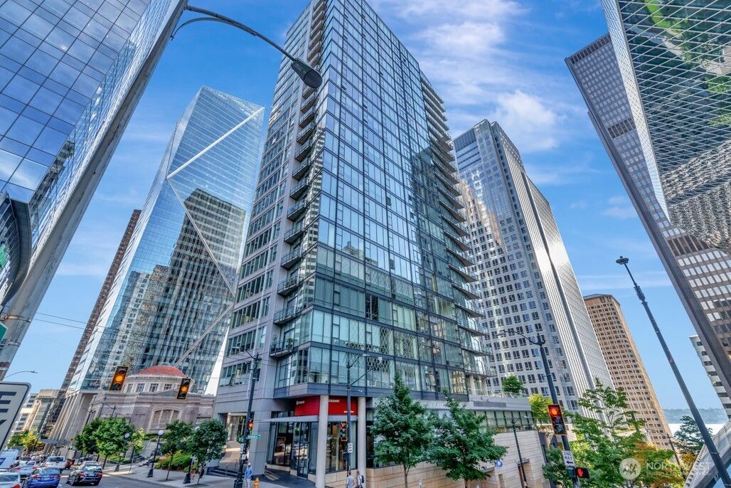 909 5th Ave 502