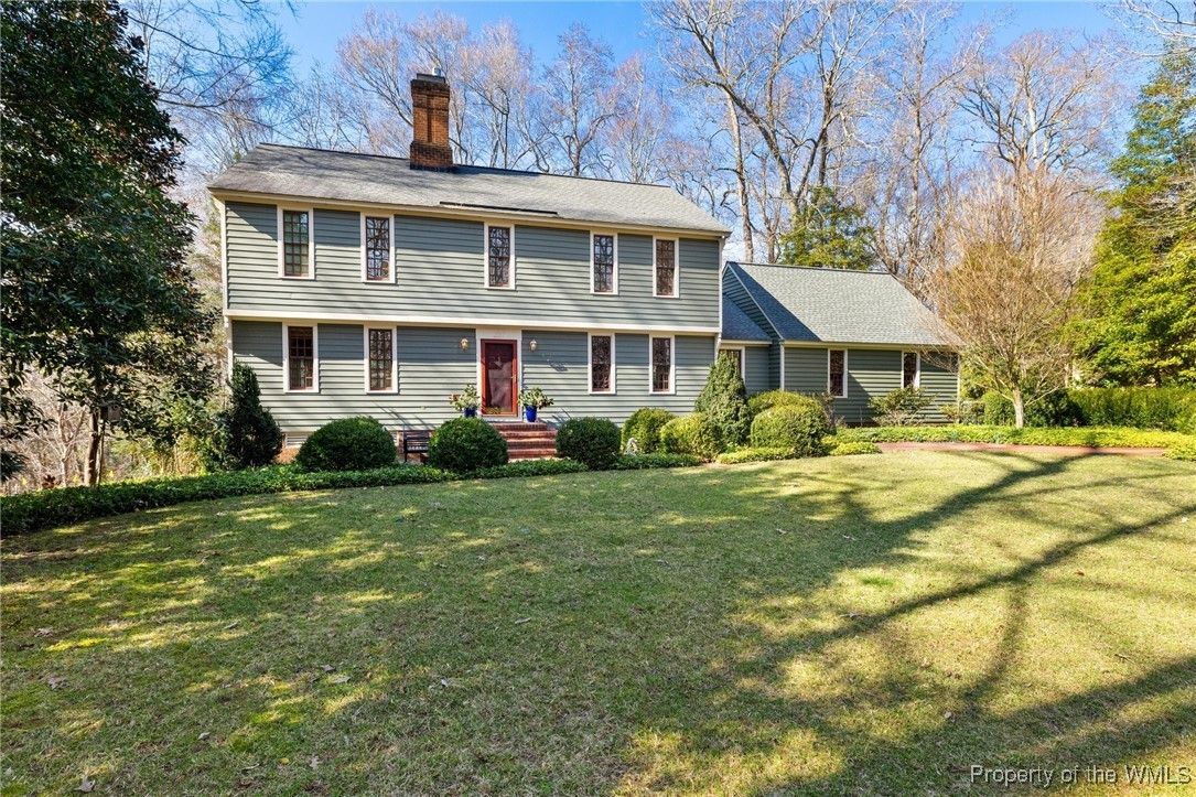 207 Southpoint Drive