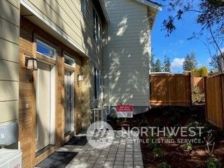 18016 12th Avenue Ne D