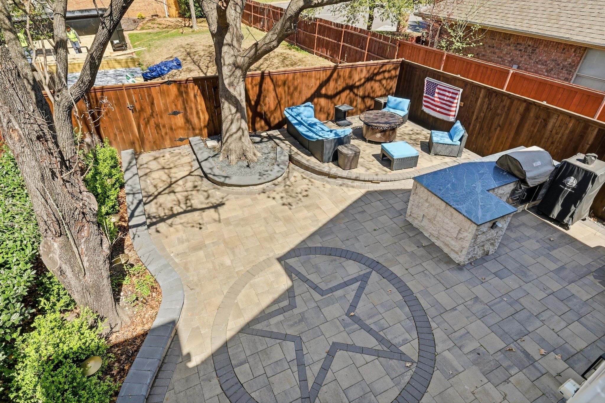 1913 Maplewood Trail