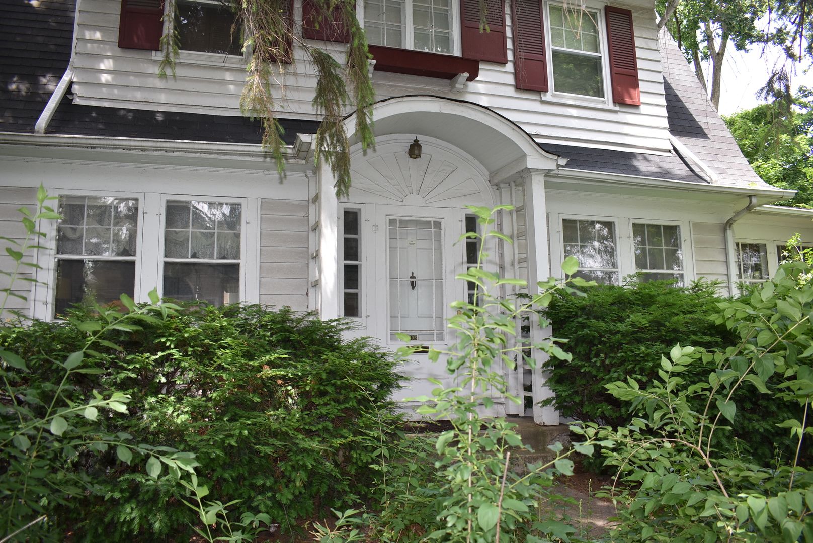 306 N Maple Avenue