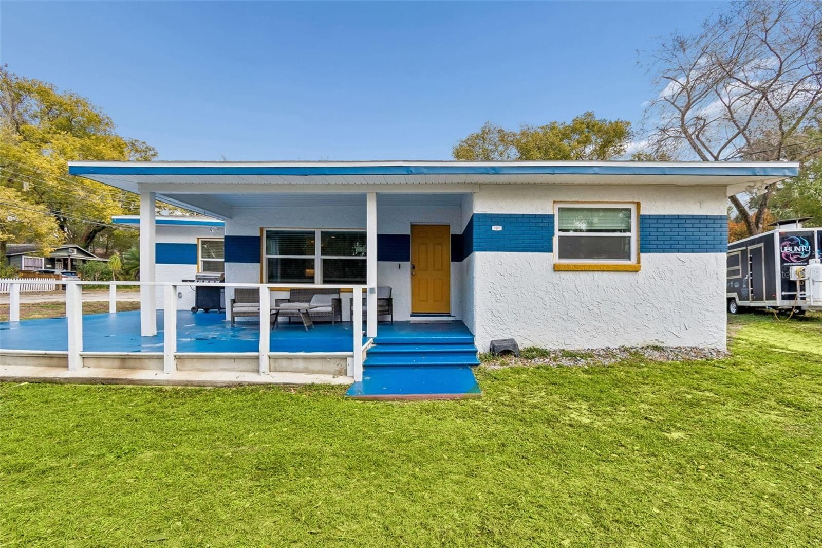 1102 E River Cove Street