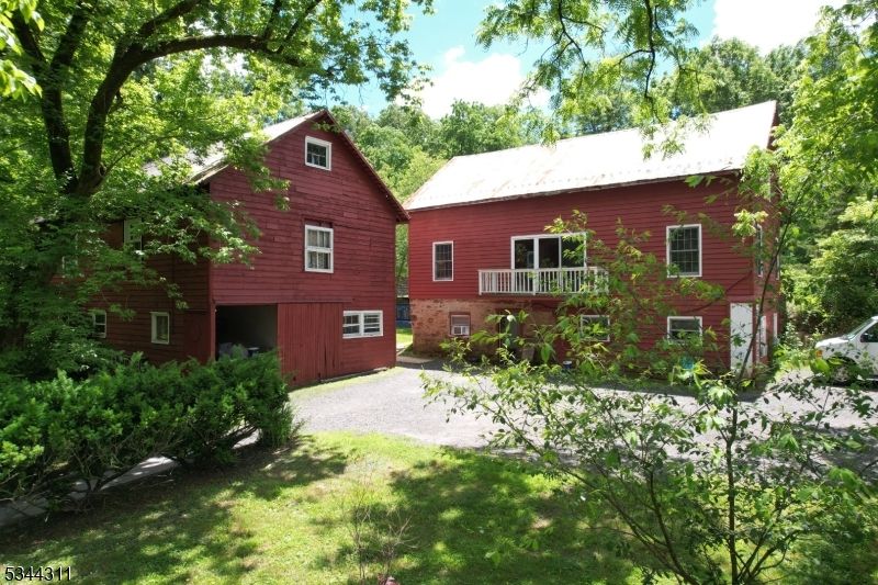 521 Canal Rd