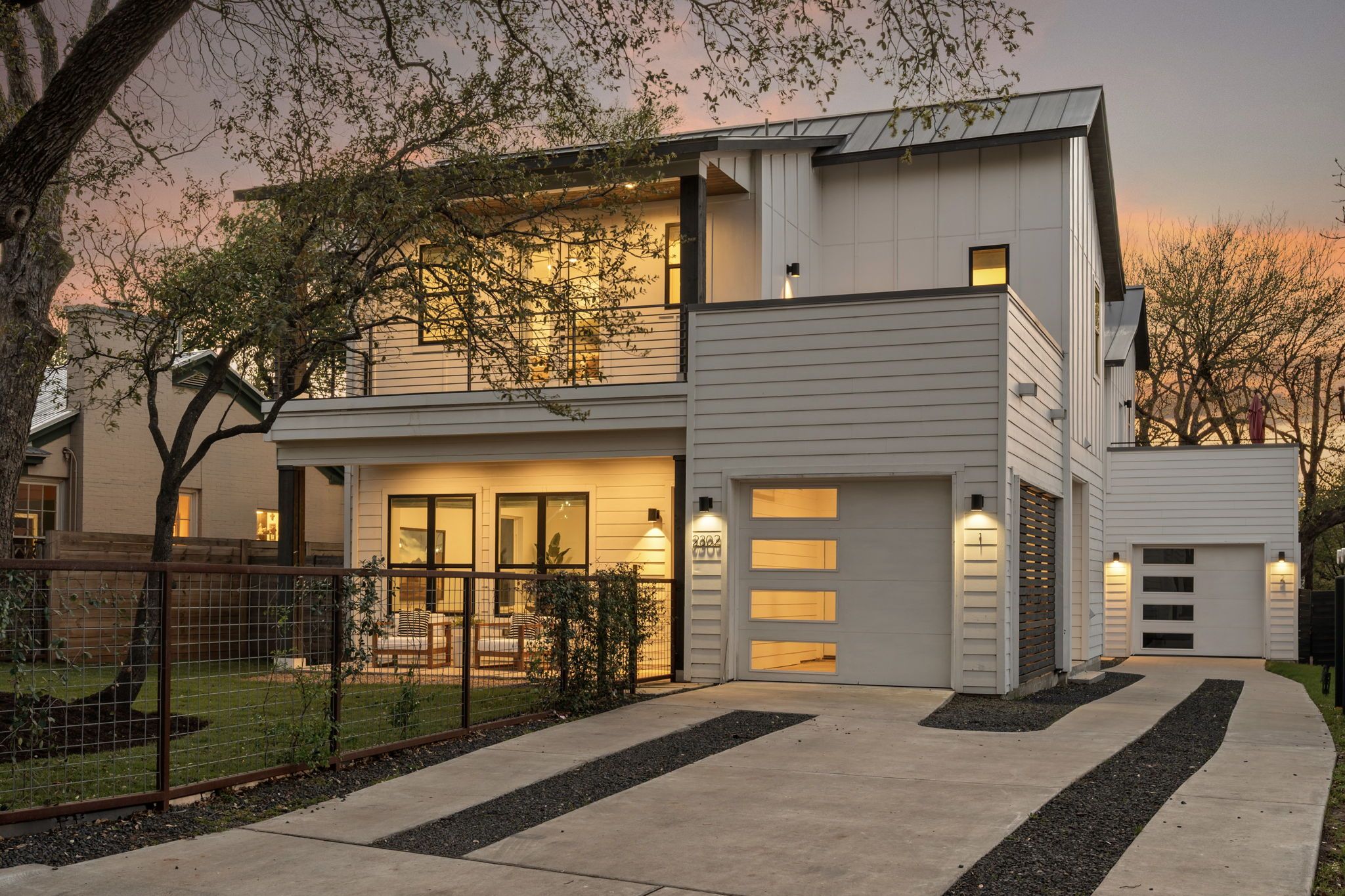 2302 Euclid Avenue 1