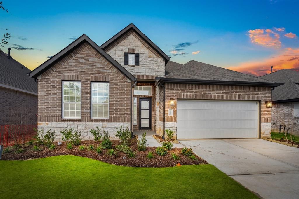 25127 Midnight Willow Lane