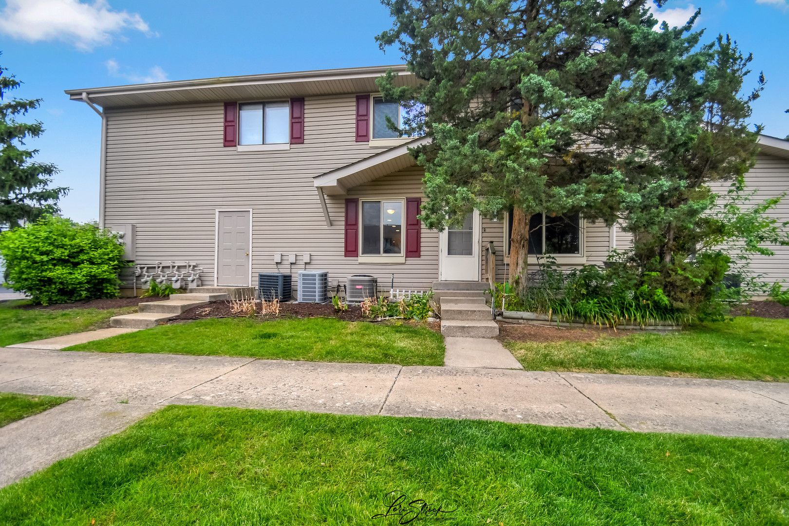 29w572 Winchester Circle S 3