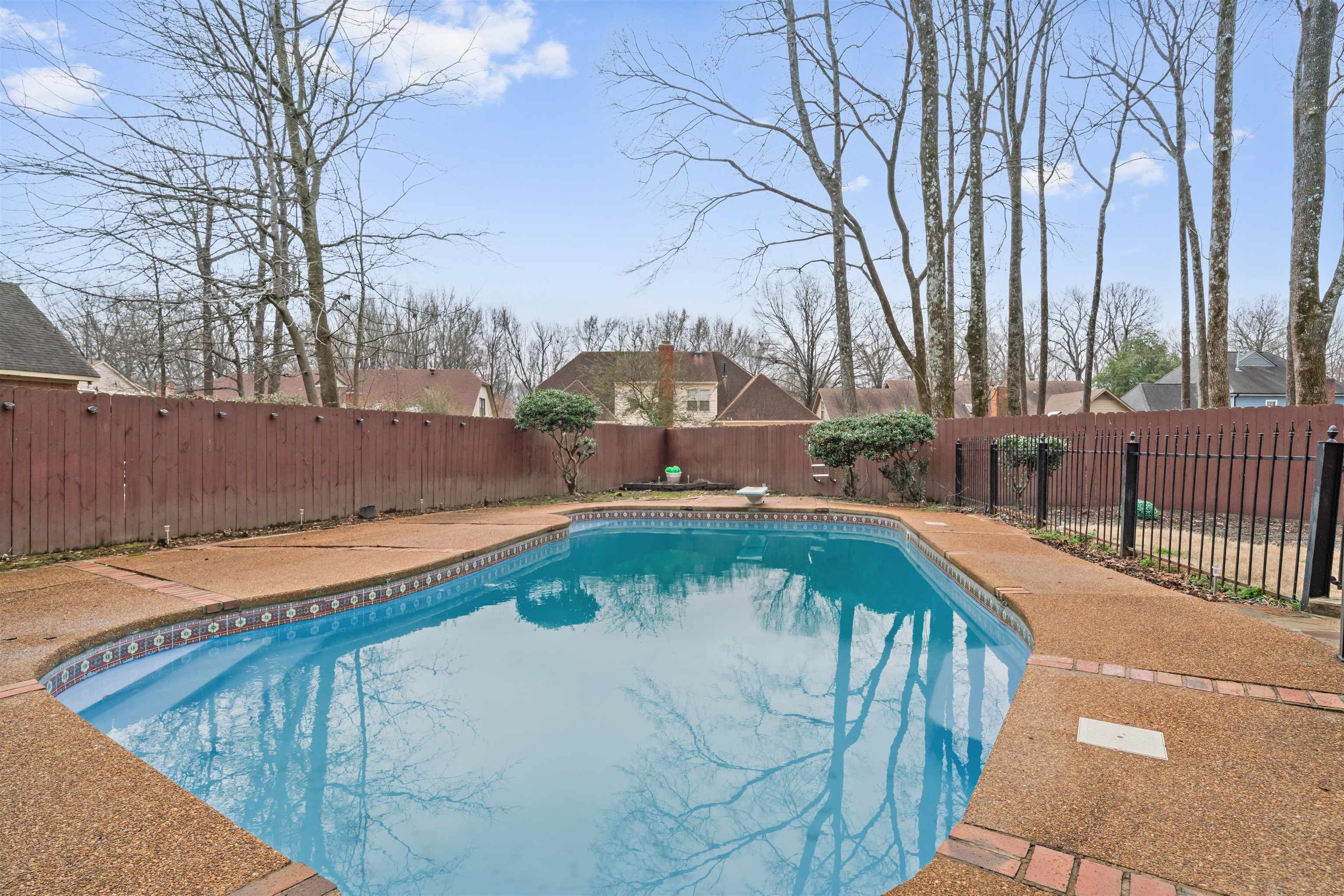 6683 Kirby Oaks Ln