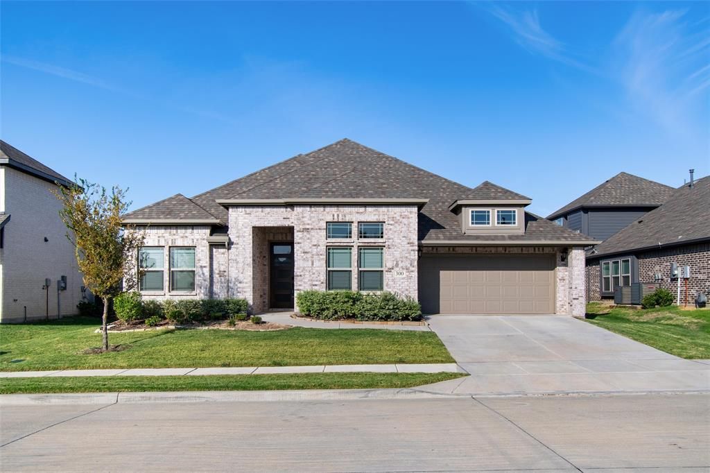 300 Navo Road