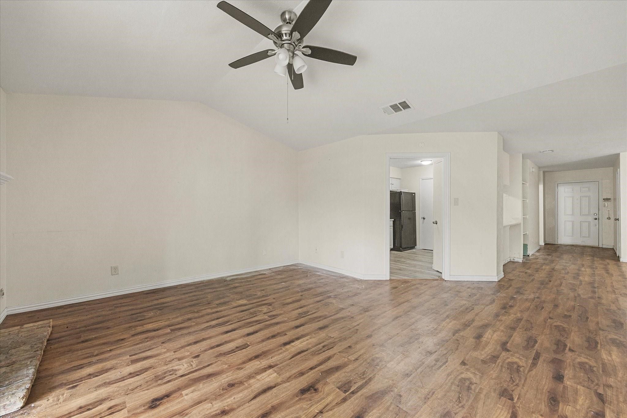 2504 Brook Hollow Court