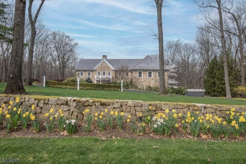 50 Clark Rd
