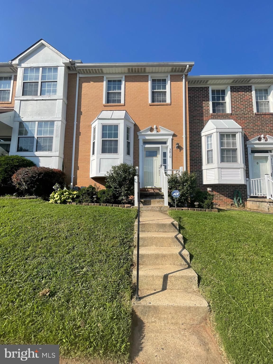 3810 Glenview Terrace