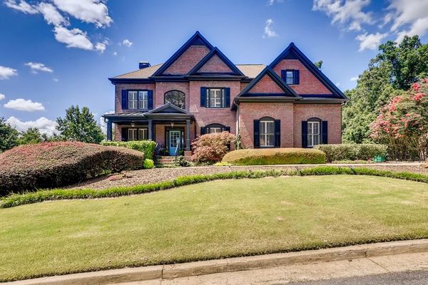 Princeton Falls Sandy Springs Ga Homes For Sale Real Estate Neighborhoods Com