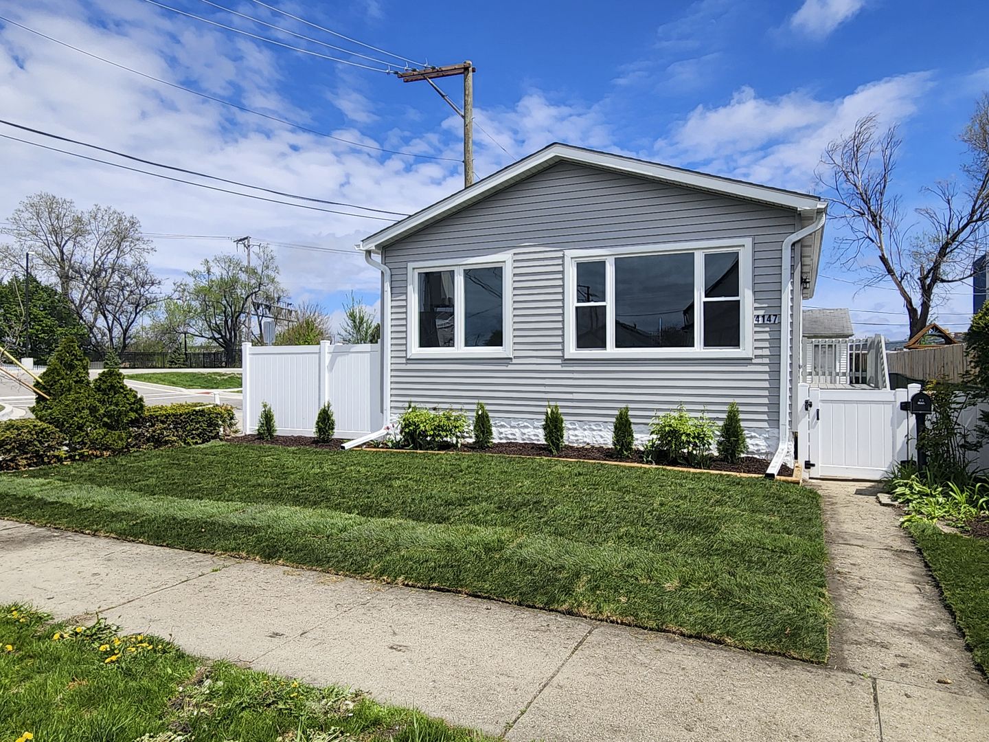 4147 Prairie Street